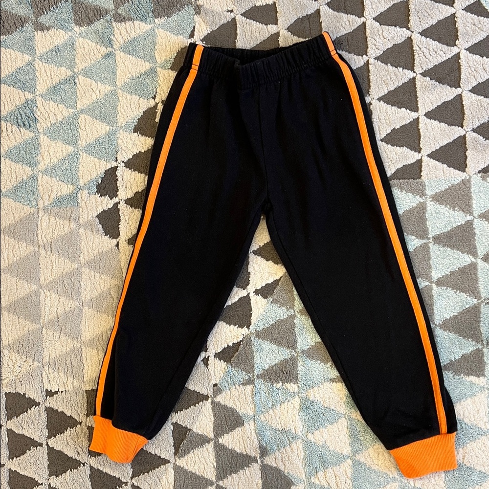Bluey Halloween Fleece Sweatshirt and Jogger Pants Unisex Outfit Set / Size 4T - Picture 9 of 13